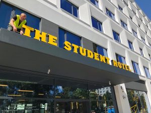 Leuchtbuchstaben Profil 5S The Student Hotel Berlin